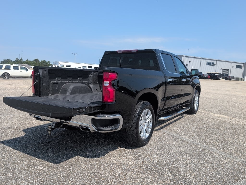 2025 Chevrolet Silverado LTZ