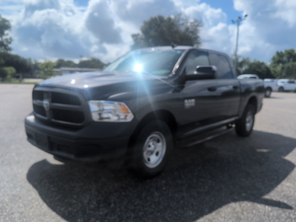 2021 RAM 1500 Classic Tradesman 4x4 Crew Cab 5'7's photo