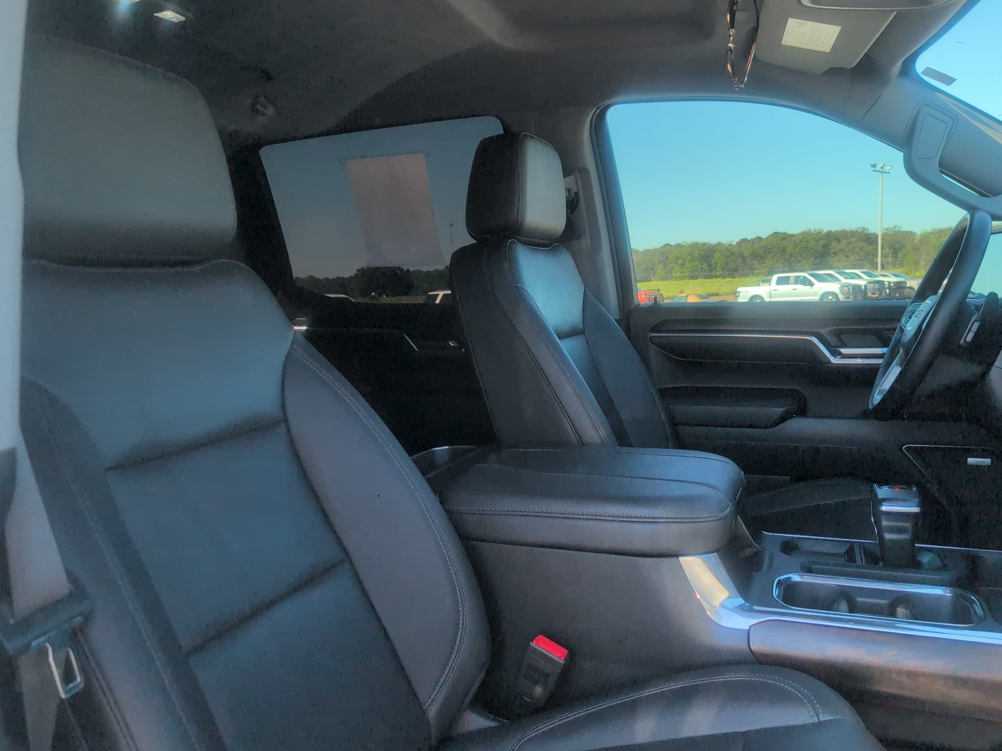 2024 GMC Sierra SLT