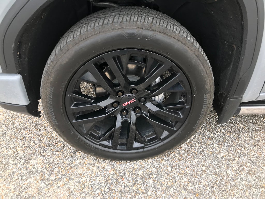 2025 GMC Sierra Denali