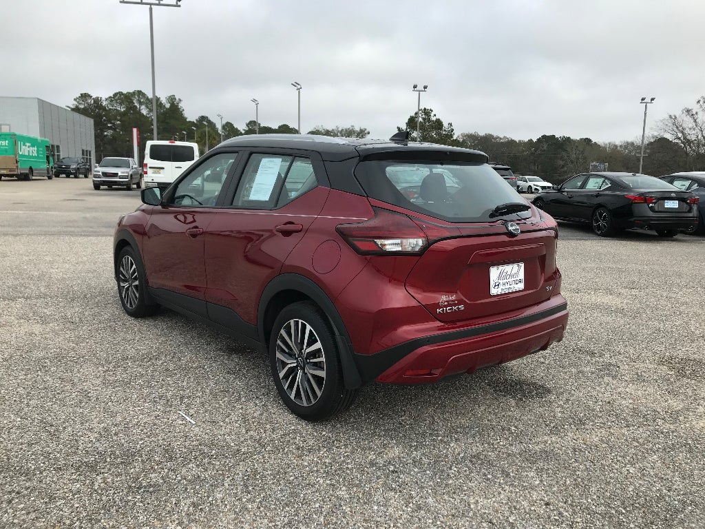 2023 Nissan Kicks SV