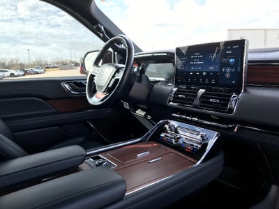 2023 Lincoln Navigator Reserve