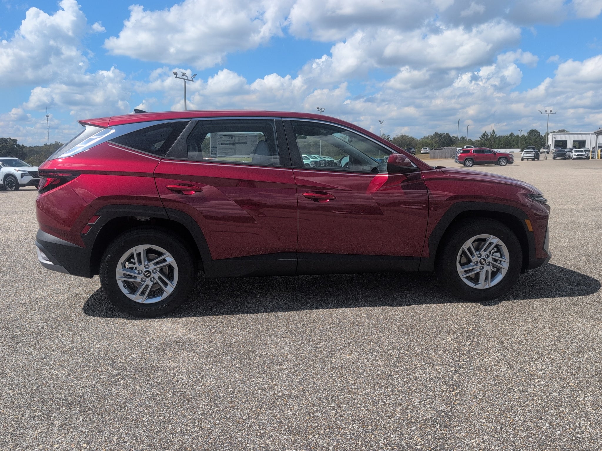 2026 Hyundai TUCSON SE