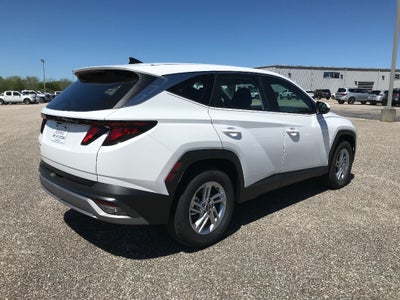 2026 Hyundai TUCSON SE