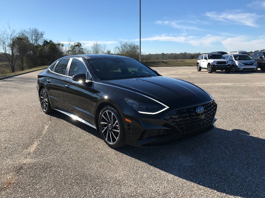 2021 Hyundai SONATA Limited