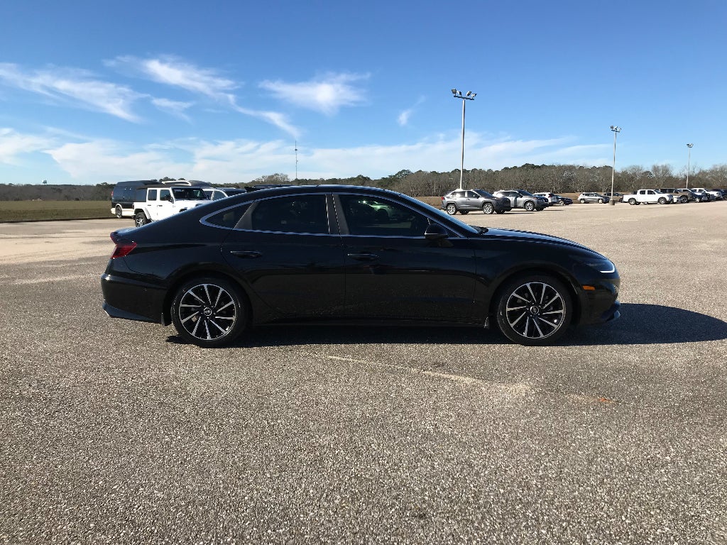2021 Hyundai SONATA Limited