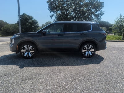 2025 Mitsubishi Outlander SEL