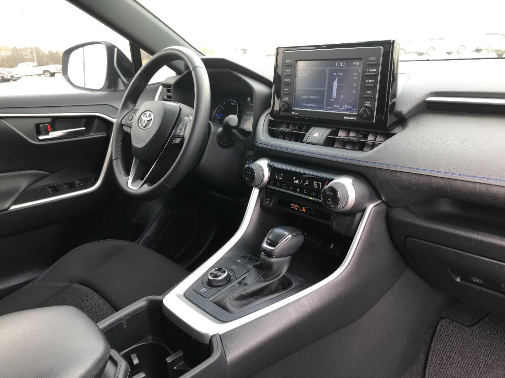 2022 Toyota RAV4 Hybrid SE