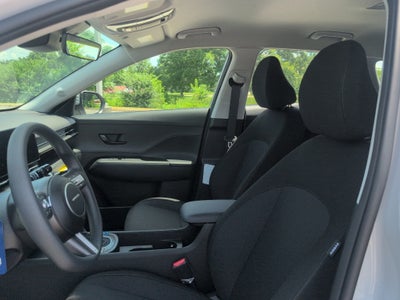 2027 Hyundai KONA SE