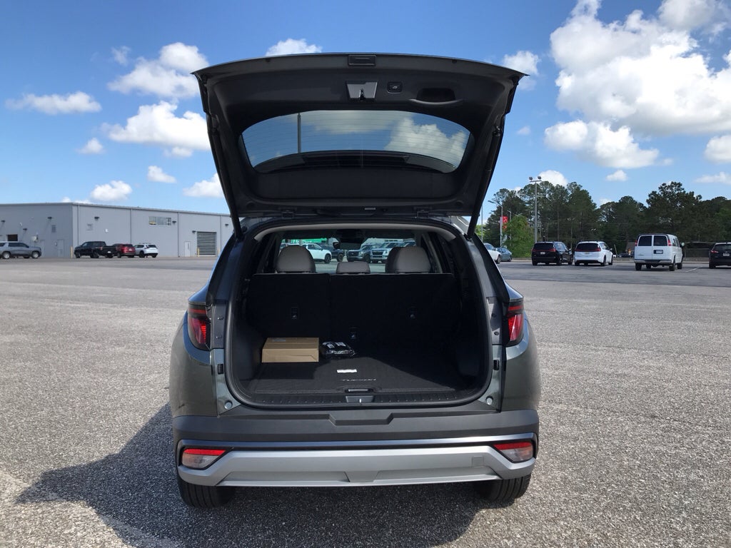 2026 Hyundai TUCSON HYBRID SEL