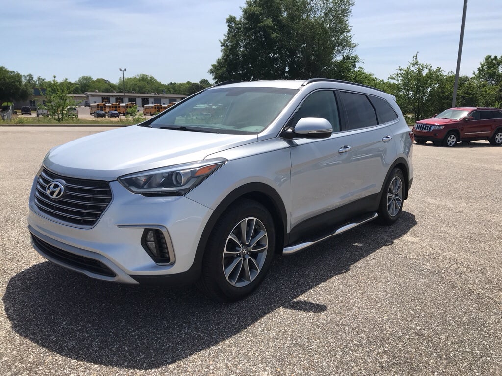 2018 Hyundai SANTA FE XL SE