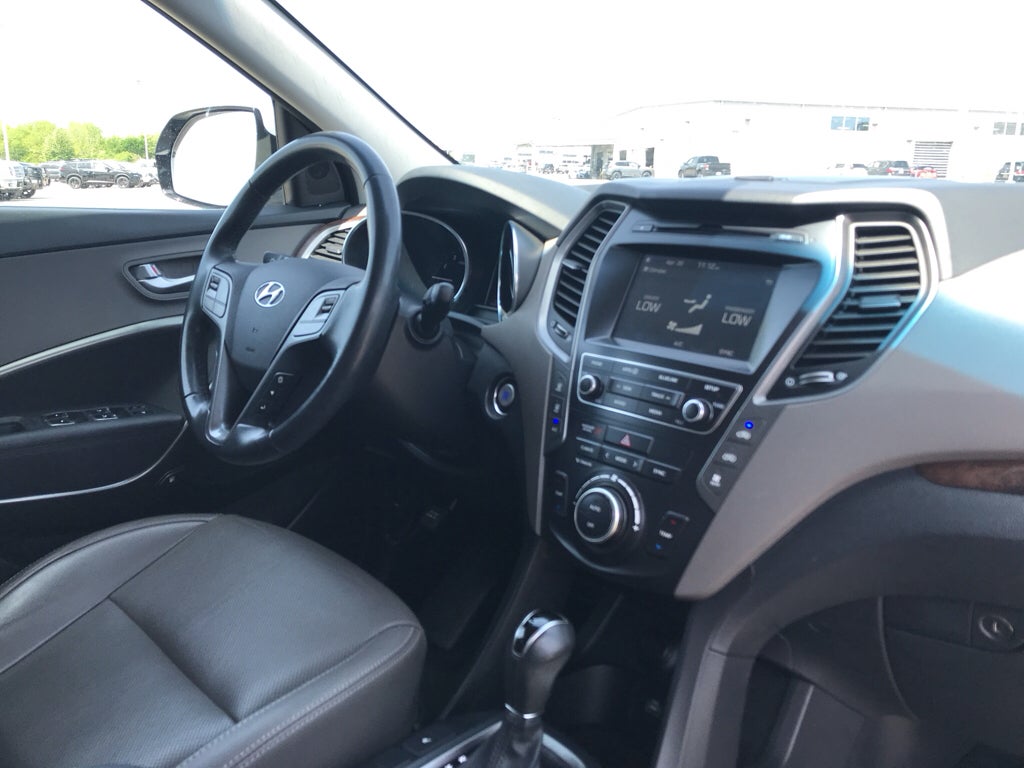 2018 Hyundai SANTA FE XL SE