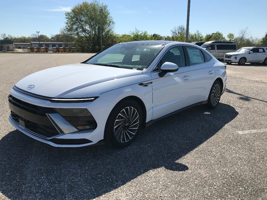 2026 Hyundai SONATA HYBRID SEL