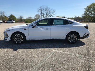 2026 Hyundai SONATA HYBRID SEL