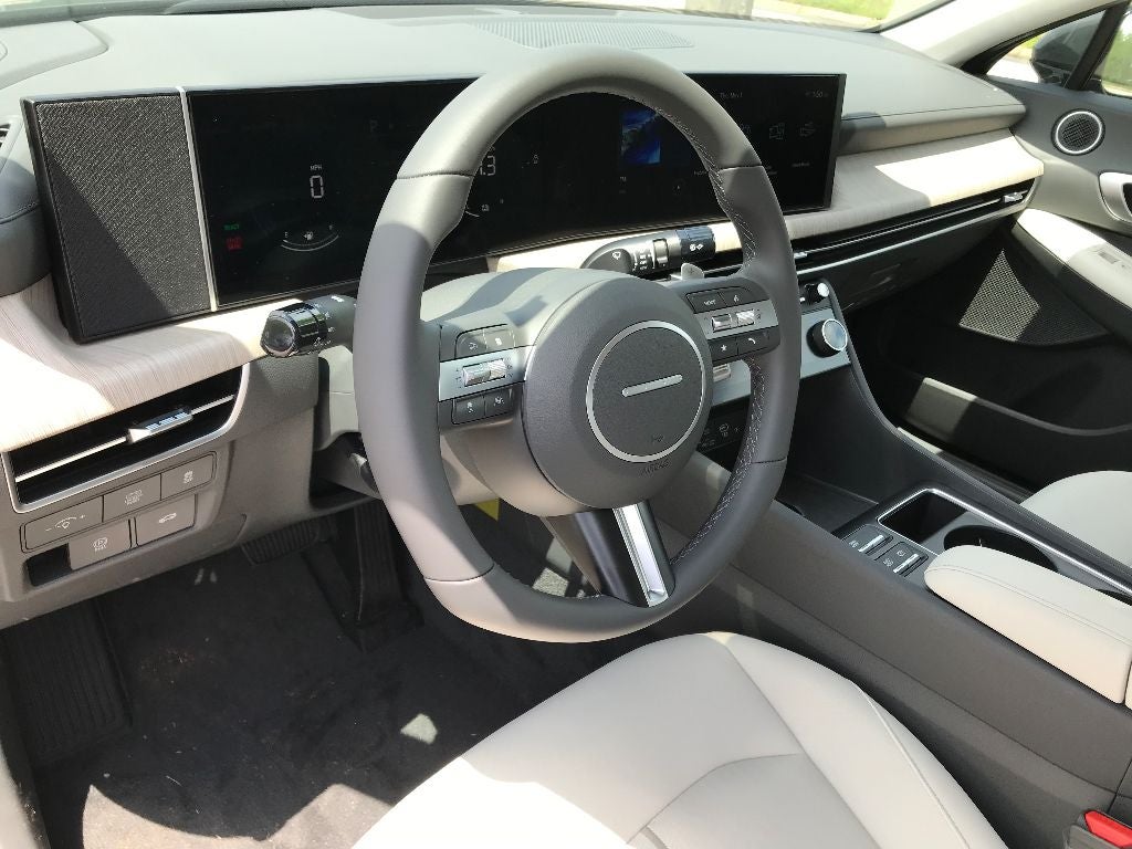 2025 Hyundai SONATA HYBRID SEL