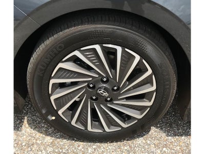 2025 Hyundai SONATA HYBRID SEL