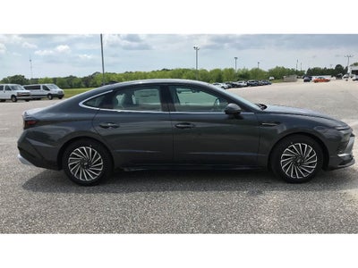 2025 Hyundai SONATA HYBRID SEL