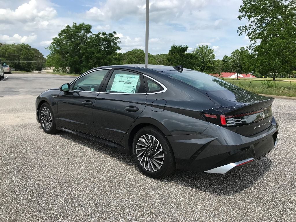 2025 Hyundai SONATA HYBRID SEL