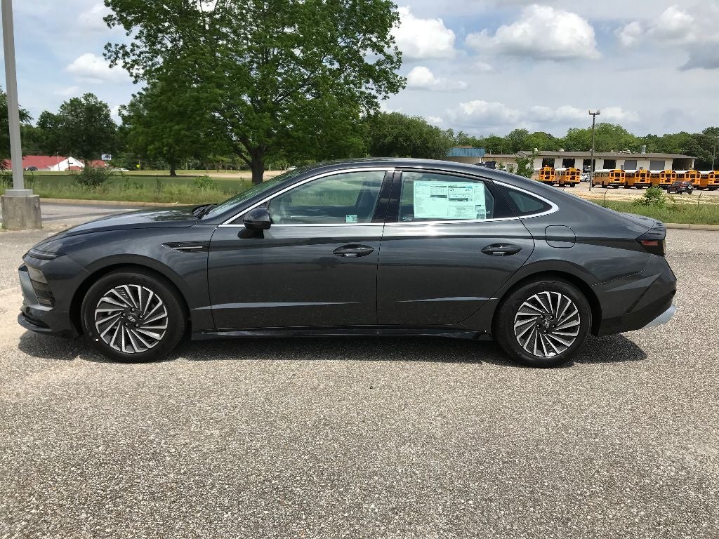 2025 Hyundai SONATA HYBRID SEL