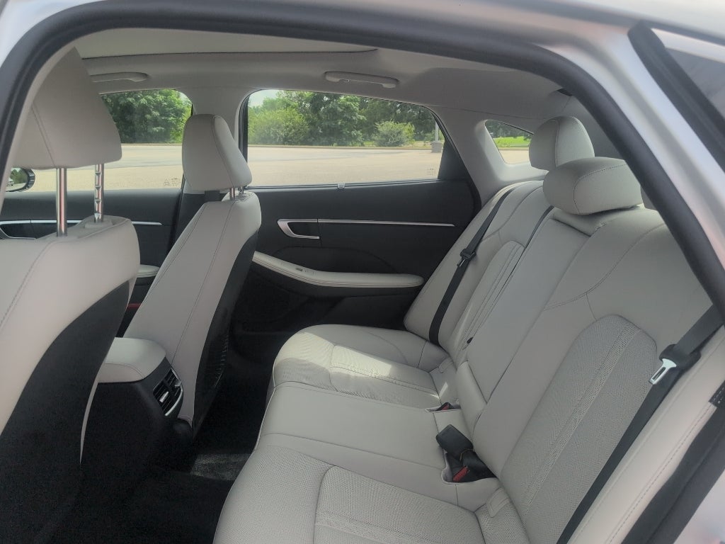 2025 Hyundai SONATA HYBRID Limited