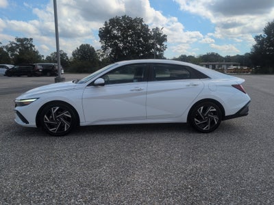 2025 Hyundai ELANTRA SEL Convenience