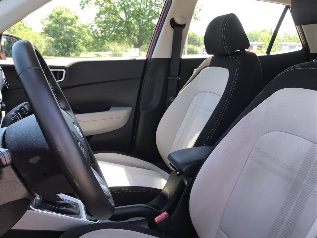 2021 Hyundai VENUE SEL